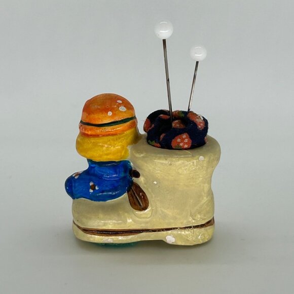 Vintage Miniature Pin Cushion Tiny Girl & Boot Figurine Pin Cushion Japan 1950s - Picture 7 of 10